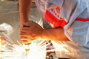 广州焊接加工公司，氩焊电焊铝焊激光焊接都在行【恒宇泰金属】