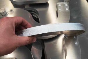 衡量激光切割机切割质量的尺度在于其所采用的工艺和技术水平