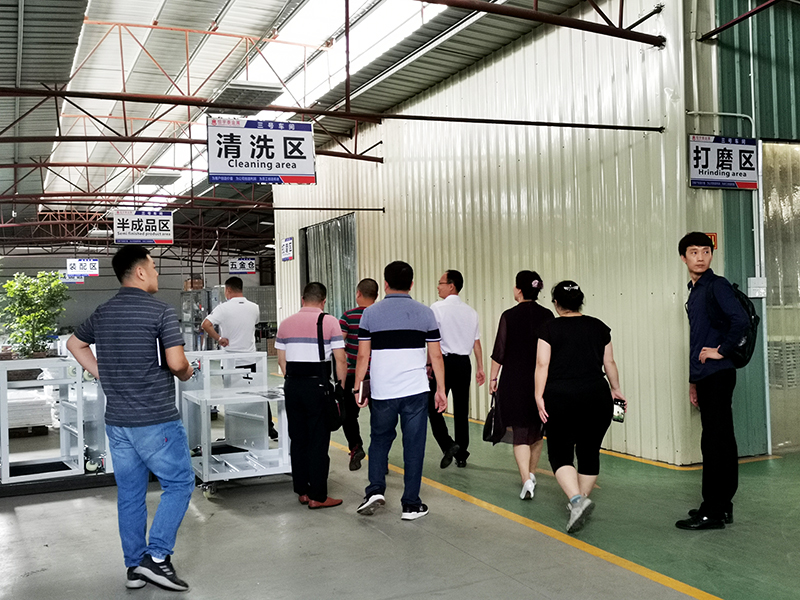 附近的激光切割加工厂