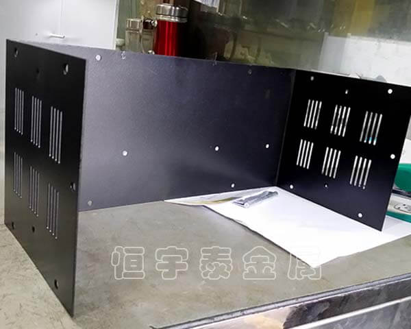 不锈钢加工冲孔板特点