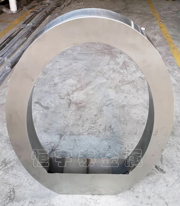 不锈钢加工 不锈钢现已成为缺一不可的建筑材料