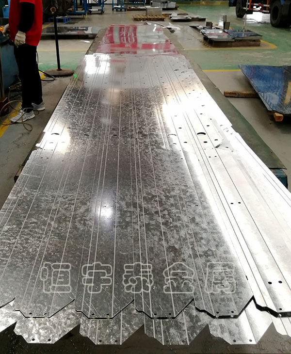 不锈钢加工 解析不锈钢喷砂板的喷砂工艺