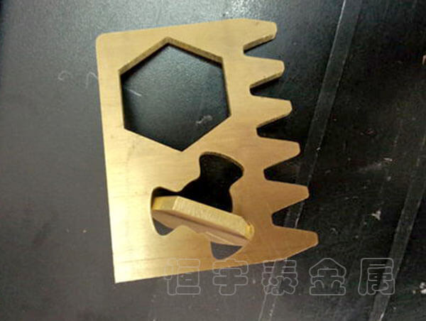 304不锈钢钢管激光切割时要注意什么