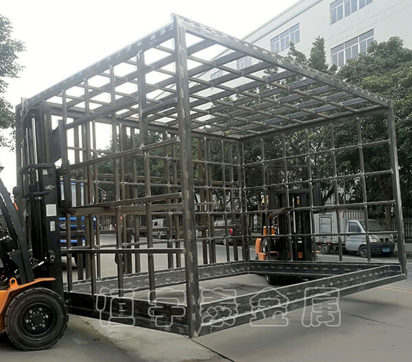 如何最大限度地降低钣金加工过程中的安全风险