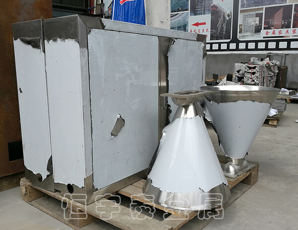 在钣金CNC的加工过程中 我们应该遵循哪些基本原则