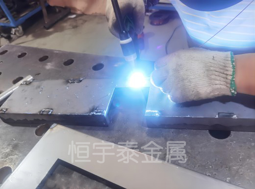 在焊接的热处理过程中 存在哪些显著的特性
